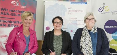 Drei Frauen in Workshop-Umebung